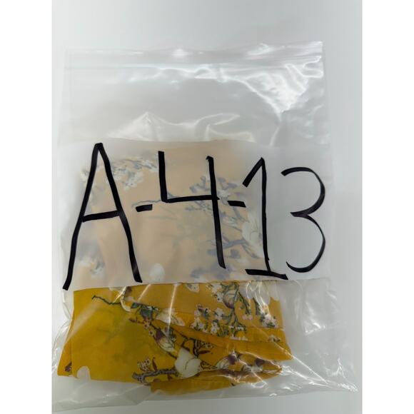 Rue 21 Womens Juniors Blouse Size Medium Yellow Floral 3/4 Sleeve 1/4 Zip - Picture 10 of 10